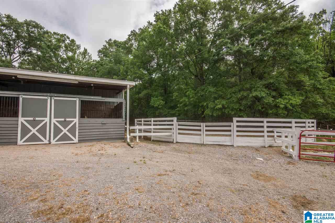 4025 Nixon Road Bessemer, AL 35022 - Photo 37 of 49