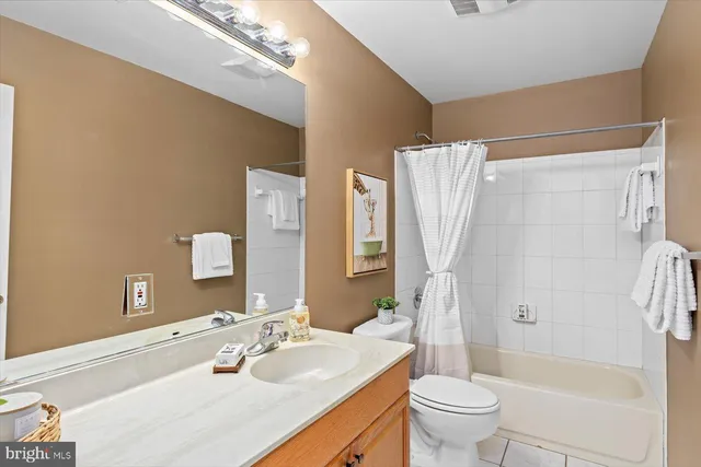 a view of a car in front of house