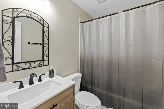 $1,799,900 | 12102 Brent Town Road, Midland, VA 22728