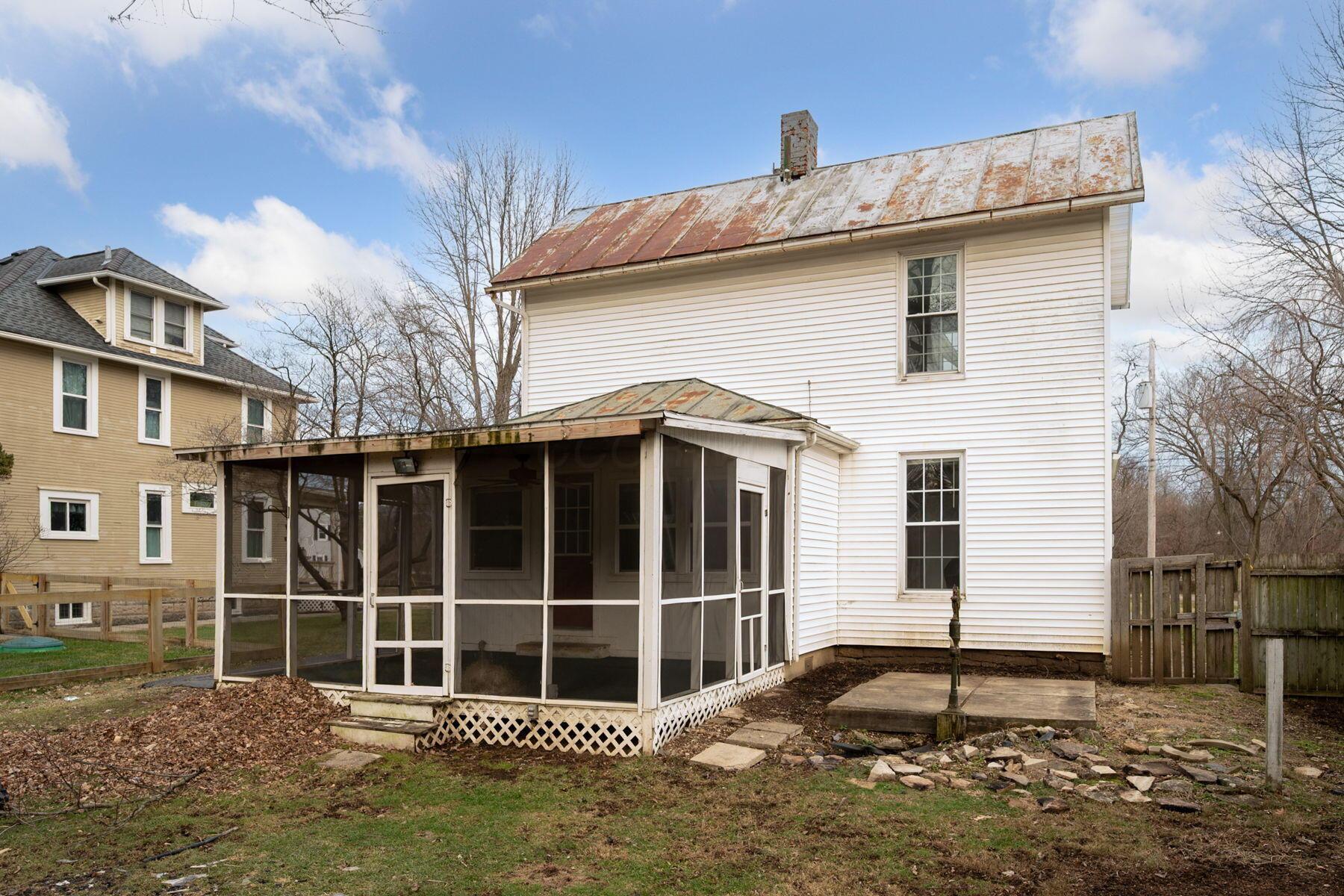 369 North Union Street Delaware, OH 43015 - Photo 29 of 36 Back View