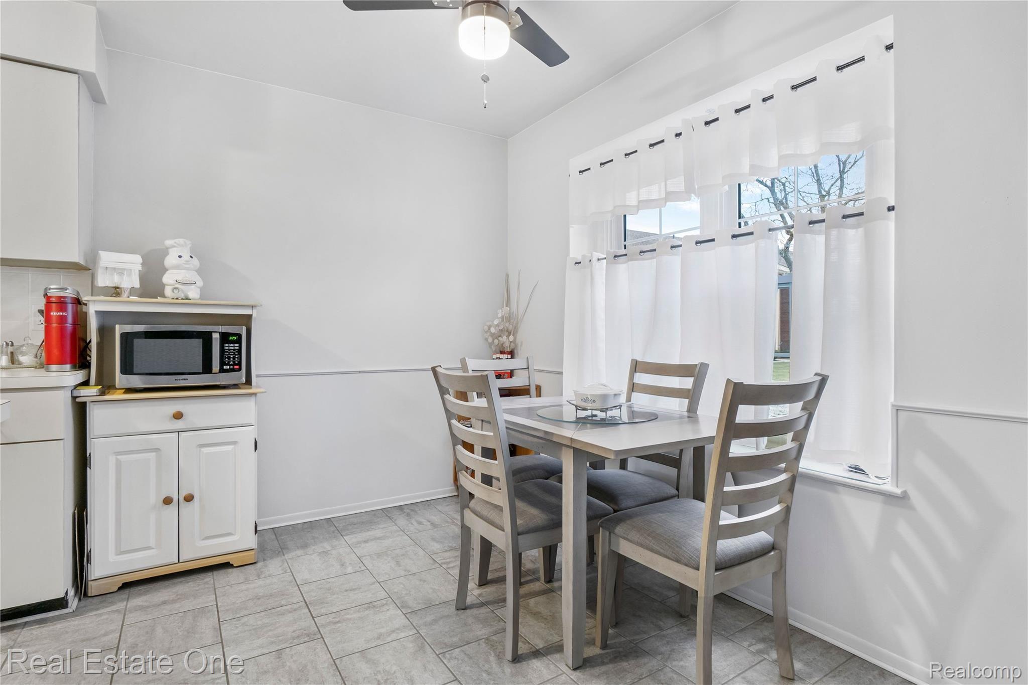 31093 Hoover Road, Unit 14 Warren, MI 48093 - Photo 10 of 20 C1.jpeg