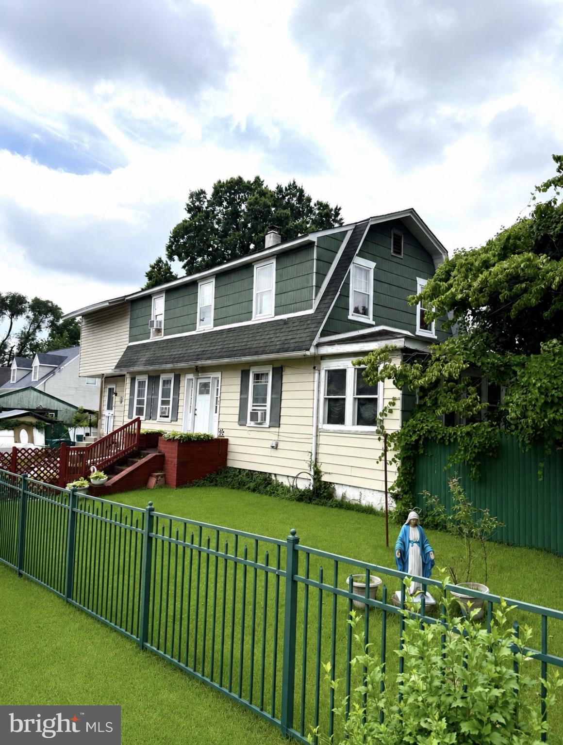 906 Washington Avenue Croydon, PA 19021 - Photo 1 of 19 Picture is virtually enhanced