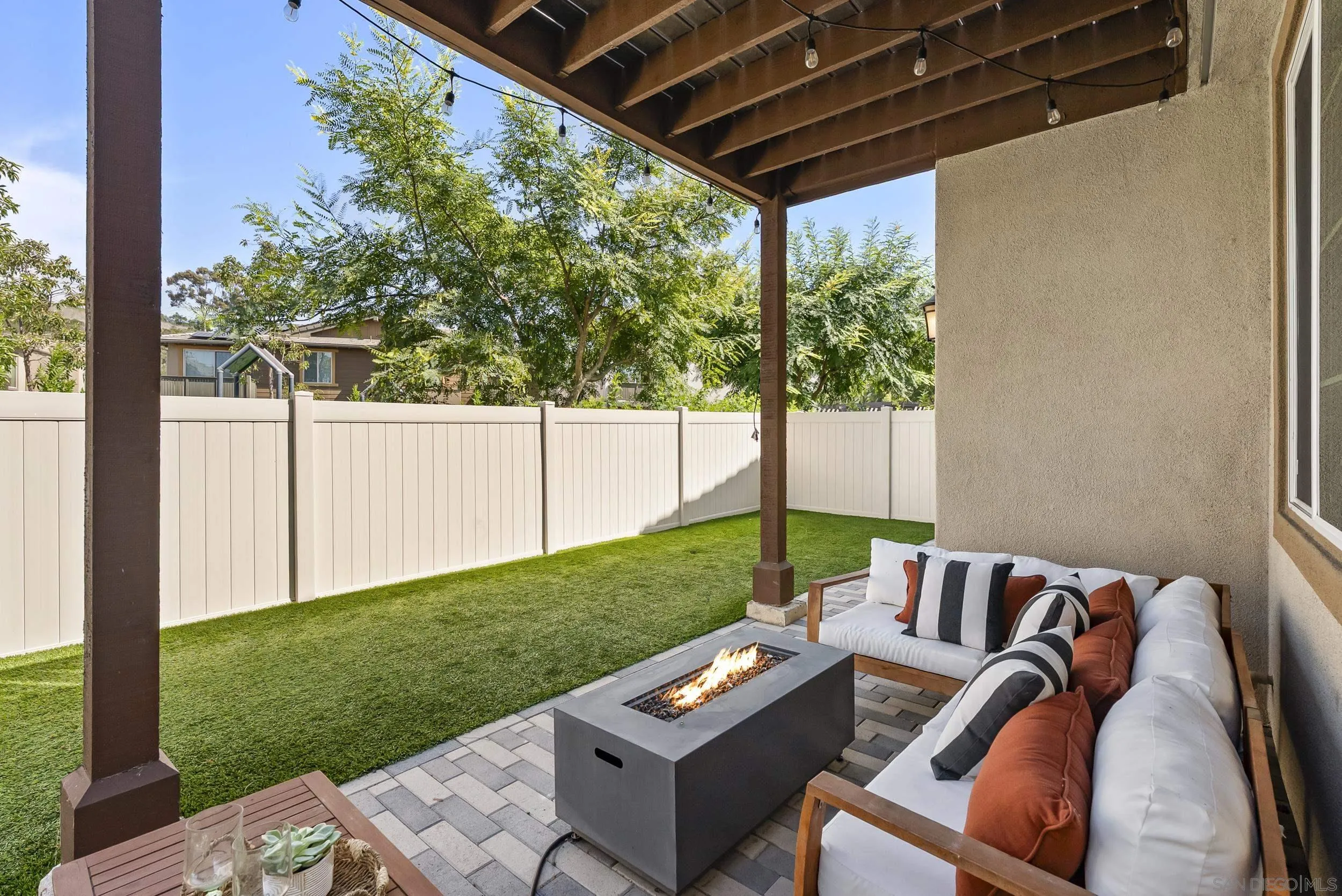 3304 Telaga Road Carlsbad, CA 92010 - Photo 38 of 60 Gallery Image 38