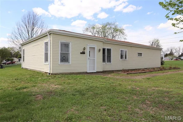$198,500 | 550 South Summit Drive, Holts Summit, MO 65043