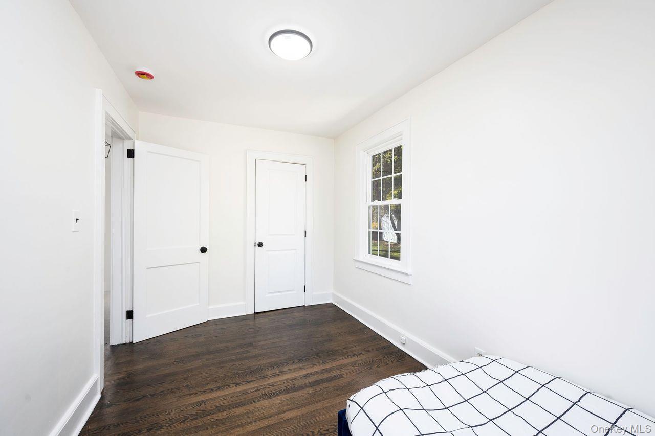 2123 New Hackensack Road Poughkeepsie, NY 12603 - Photo 21 of 30 a view of an empty room