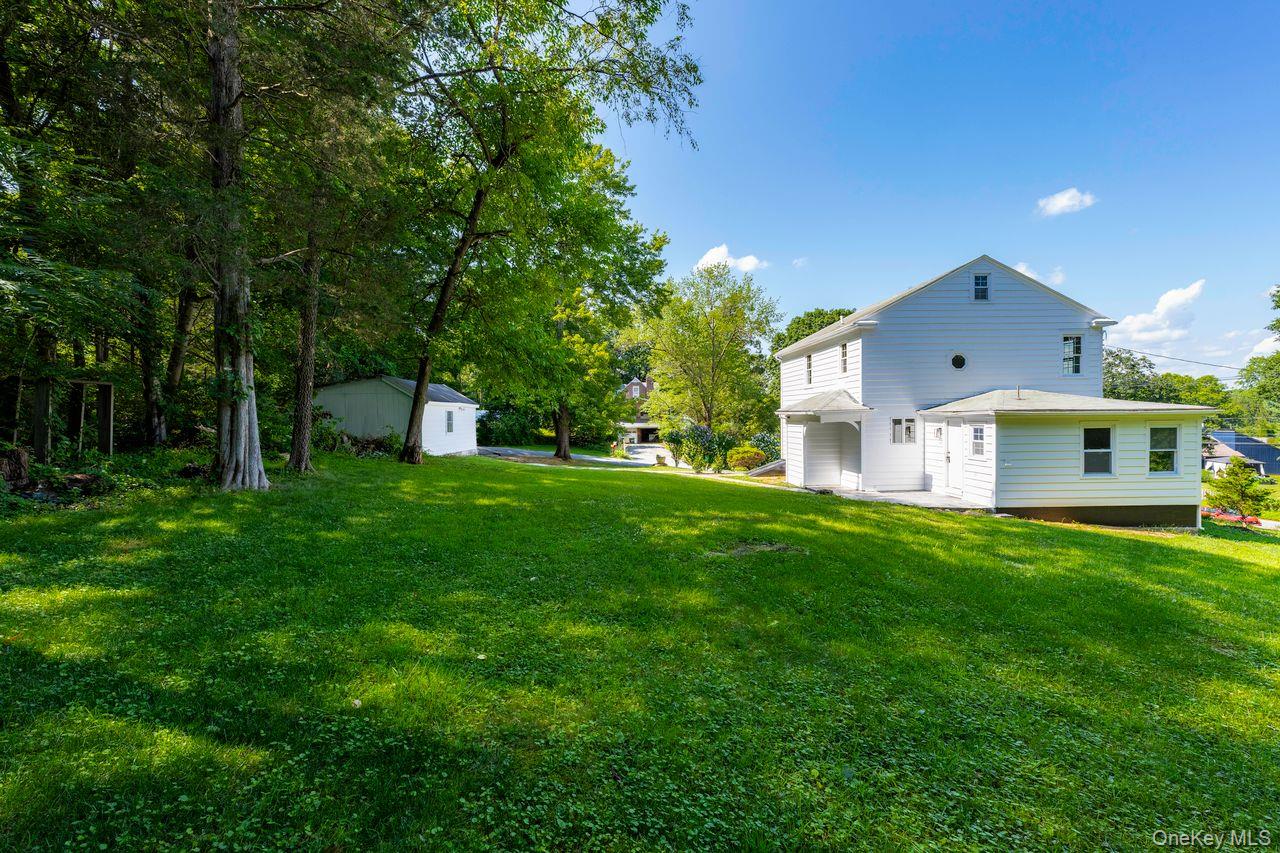2123 New Hackensack Road Poughkeepsie, NY 12603 - Photo 25 of 30 a front view of house with yard and green space