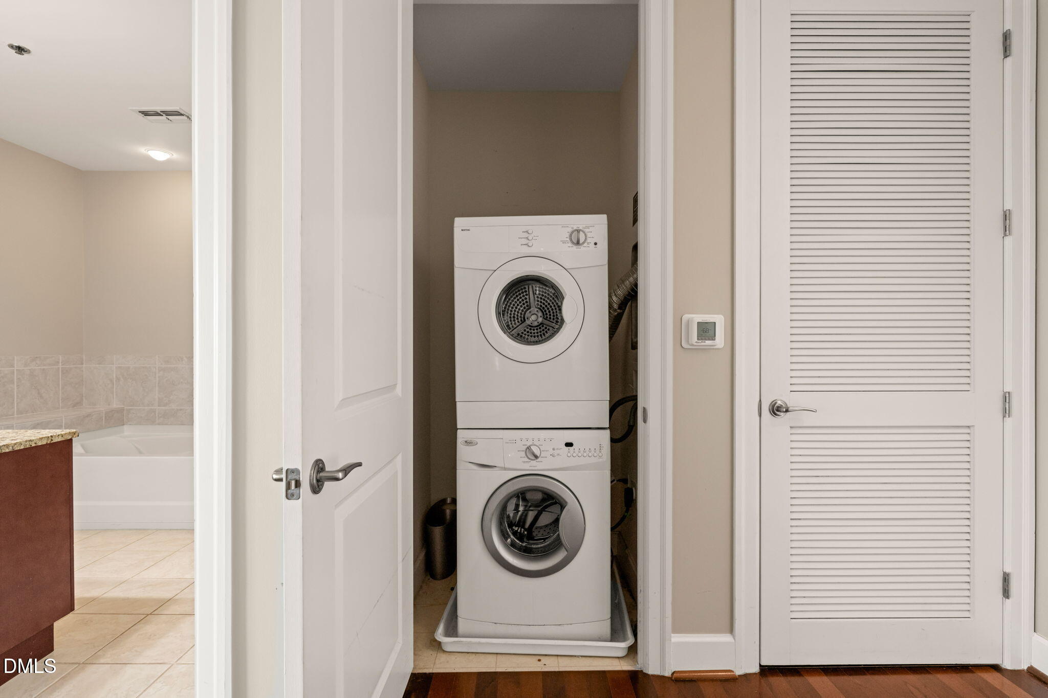 301 Fayetteville Street, Unit 3305 Raleigh, NC 27601 - Photo 20 of 57 In unit Laundry