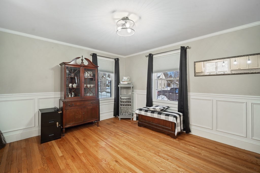 144 Gillette Avenue Springfield, MA 01118 - Photo 16 of 38 Gallery Image 16