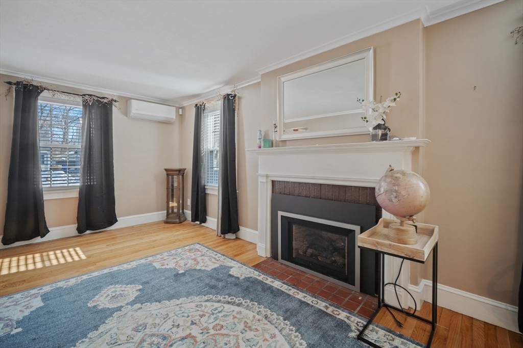 144 Gillette Avenue Springfield, MA 01118 - Photo 19 of 38 Gallery Image 19
