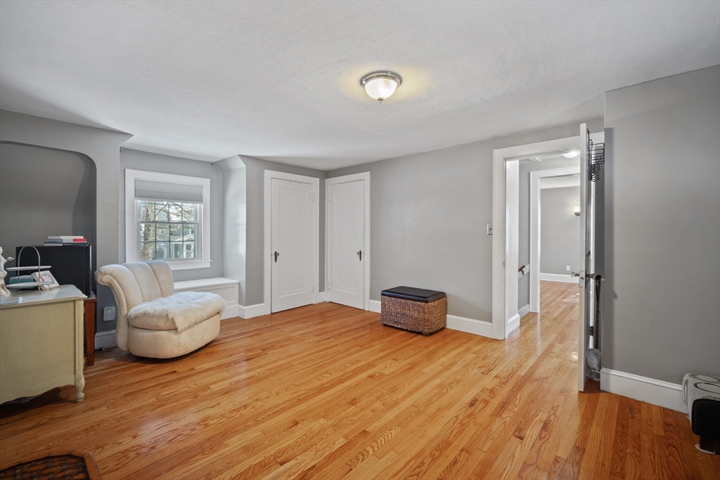 144 Gillette Avenue Springfield, MA 01118 - Photo 22 of 38 Gallery Image 22