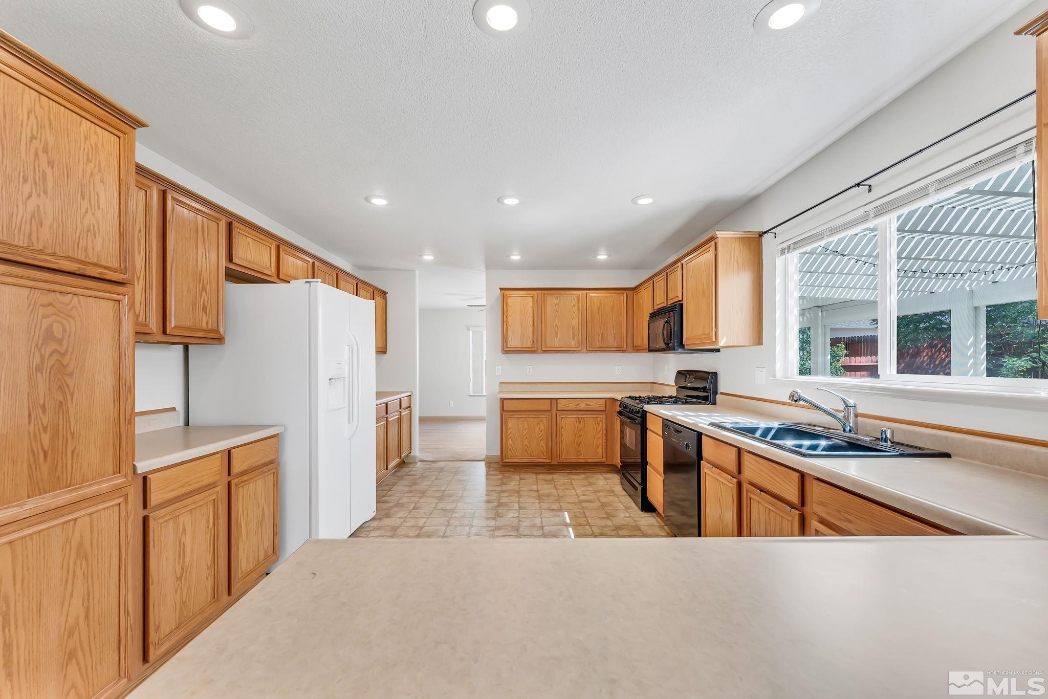 17750 Gingko Court Reno, NV 89508 - Photo 13 of 35 Photo 13
