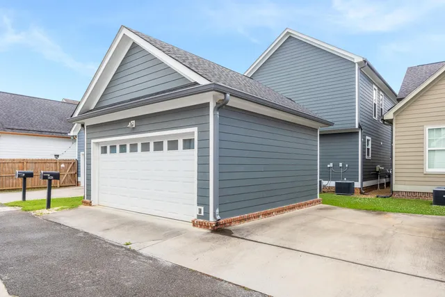 $2,850 | 1428 Park Avenue, Chattanooga, TN 37408