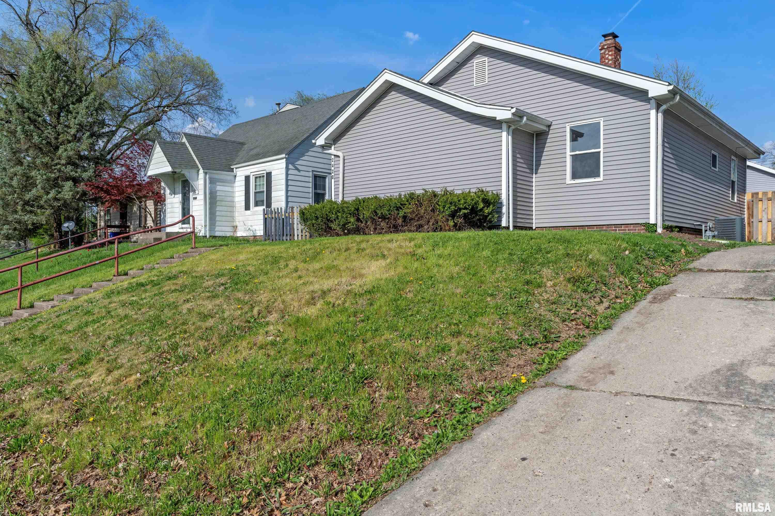 2420 South 5th Street Springfield, IL 62703 - Photo 1 of 26