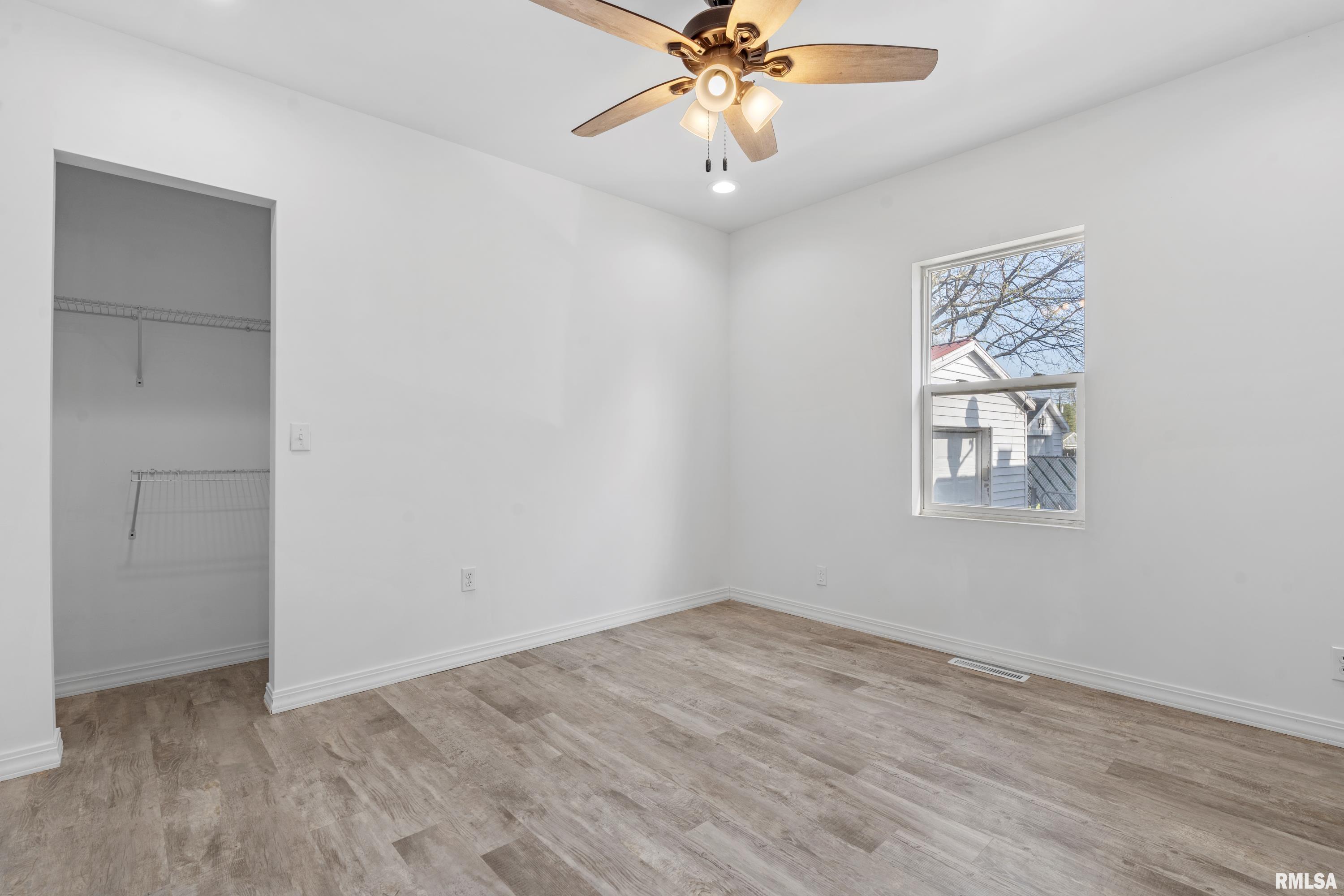 2420 South 5th Street Springfield, IL 62703 - Photo 12 of 26