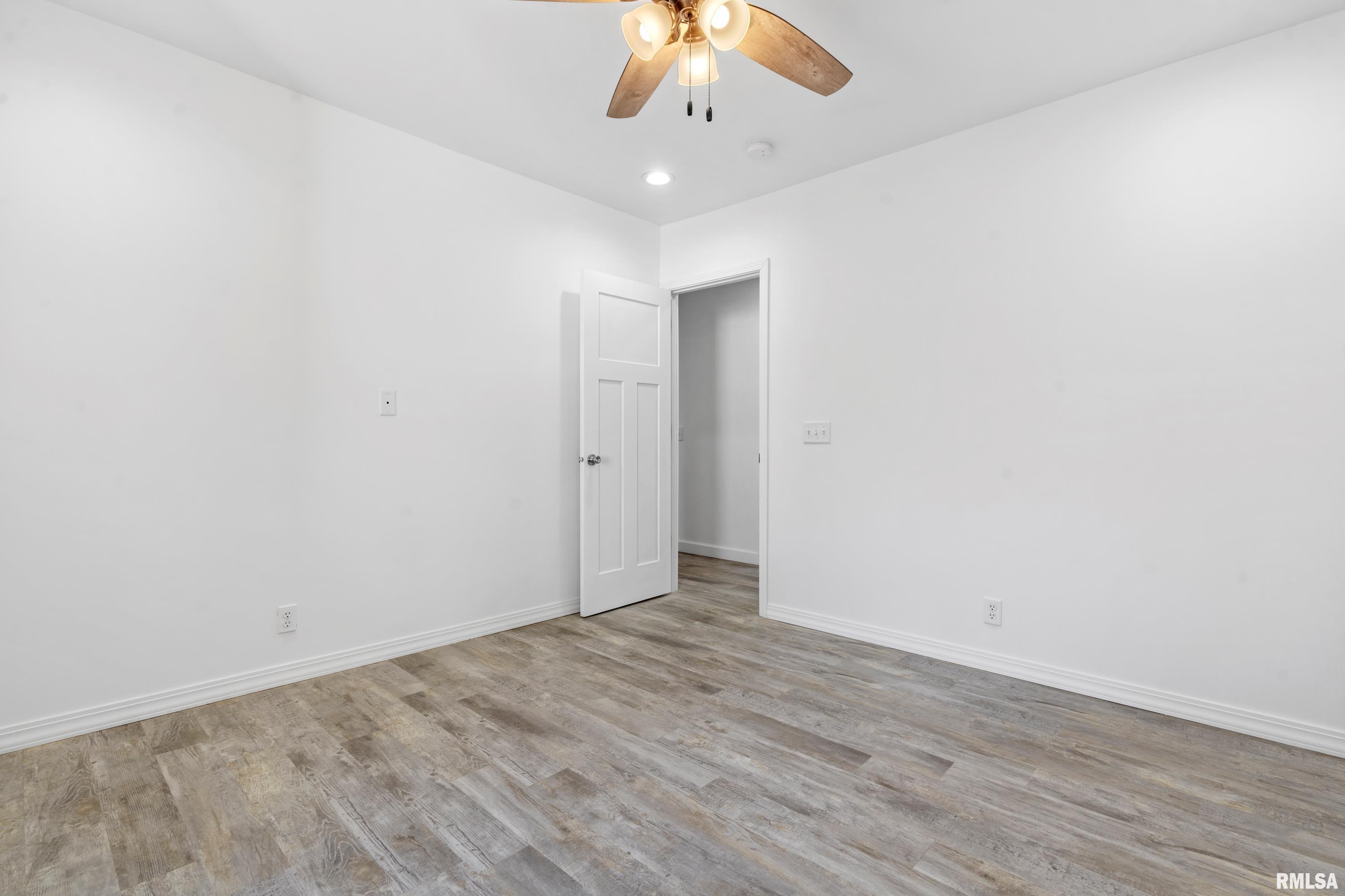 2420 South 5th Street Springfield, IL 62703 - Photo 13 of 26