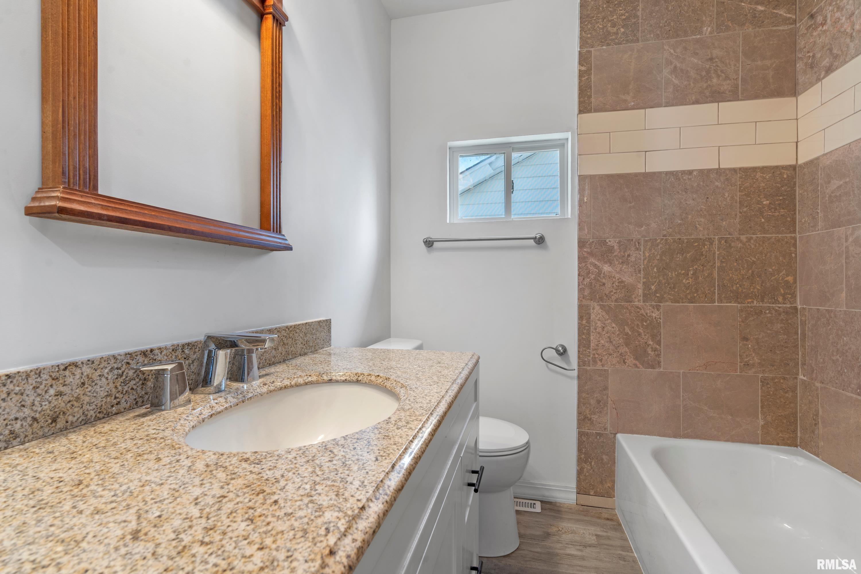 2420 South 5th Street Springfield, IL 62703 - Photo 14 of 26
