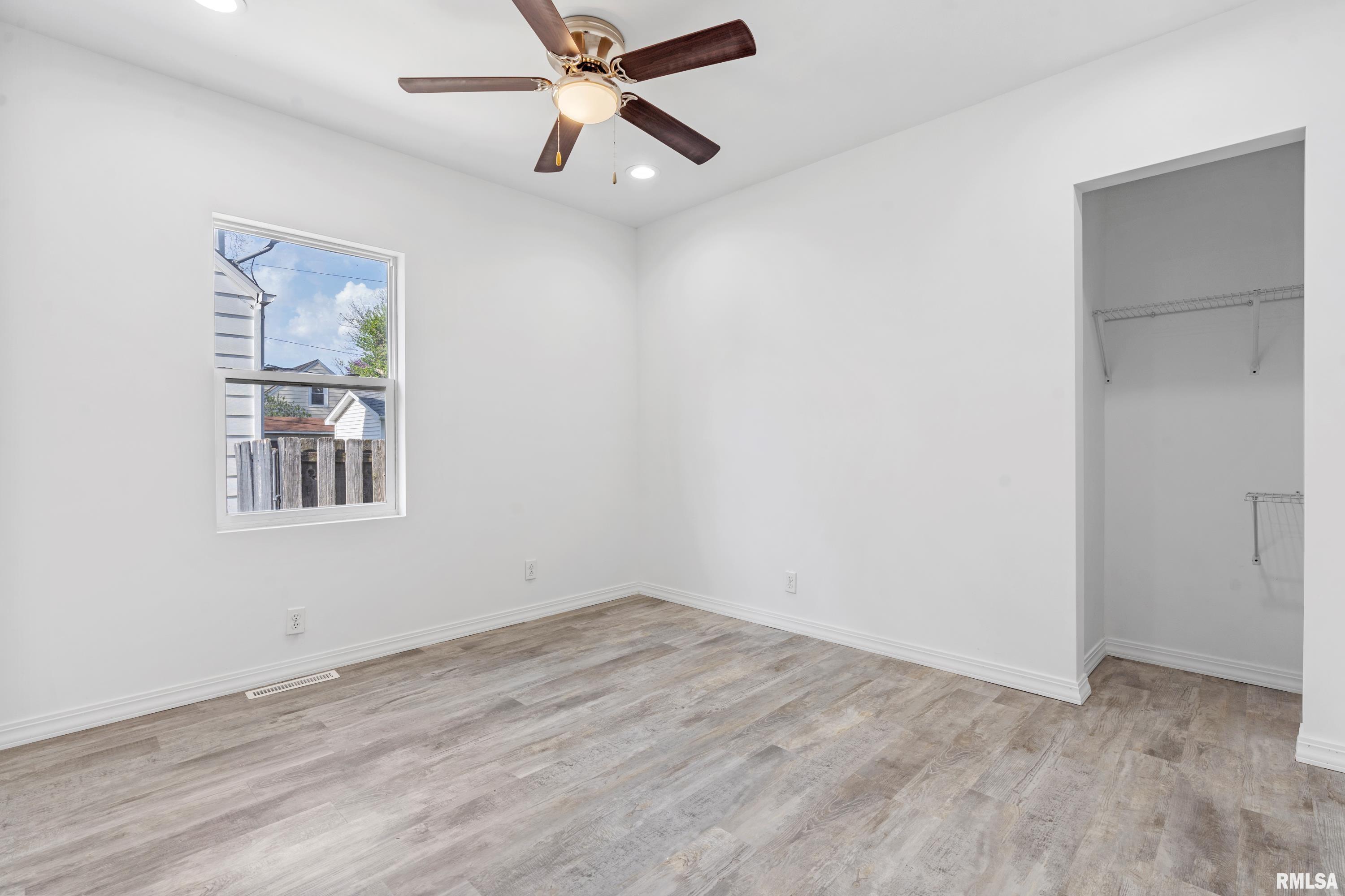 2420 South 5th Street Springfield, IL 62703 - Photo 15 of 26