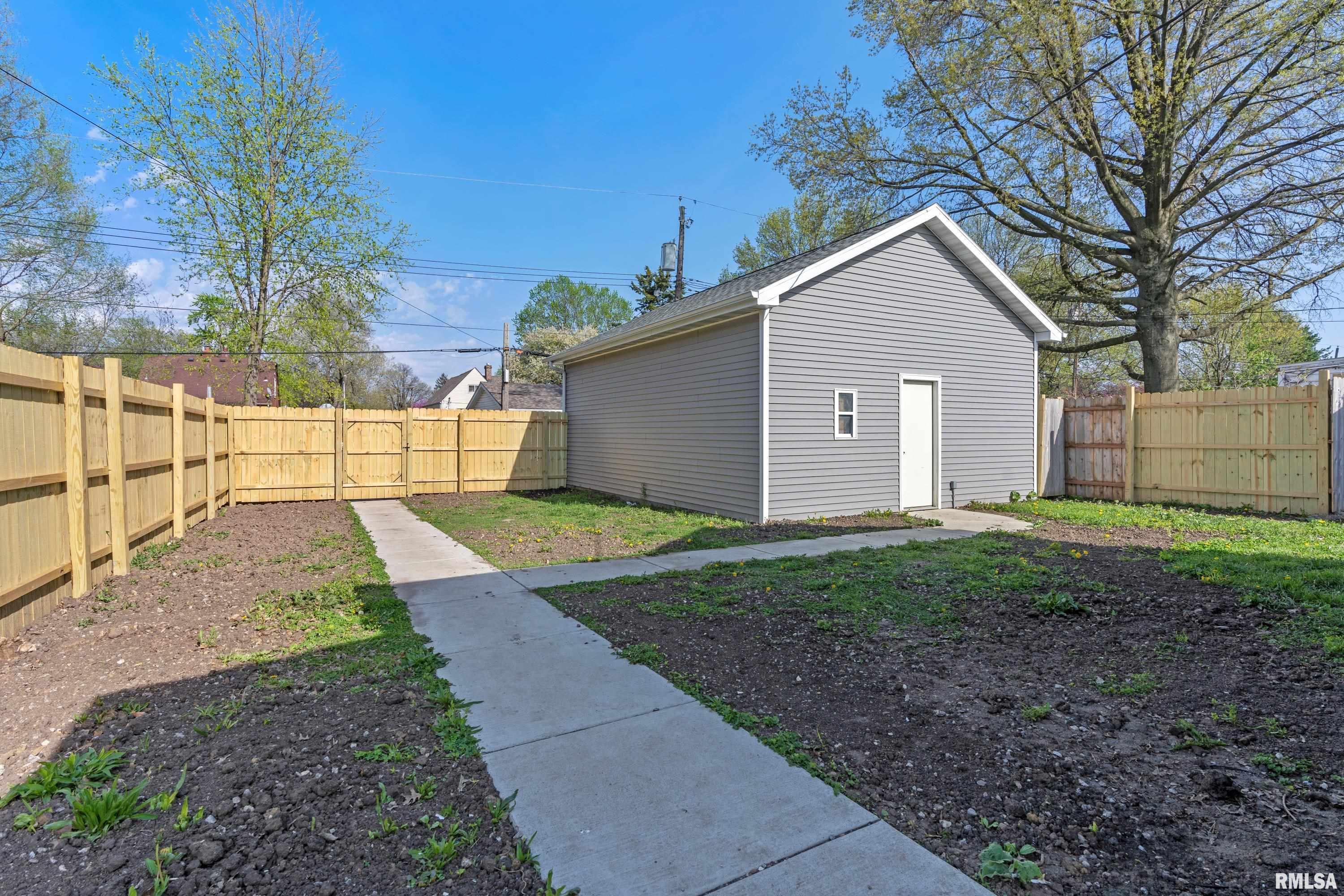 2420 South 5th Street Springfield, IL 62703 - Photo 23 of 26
