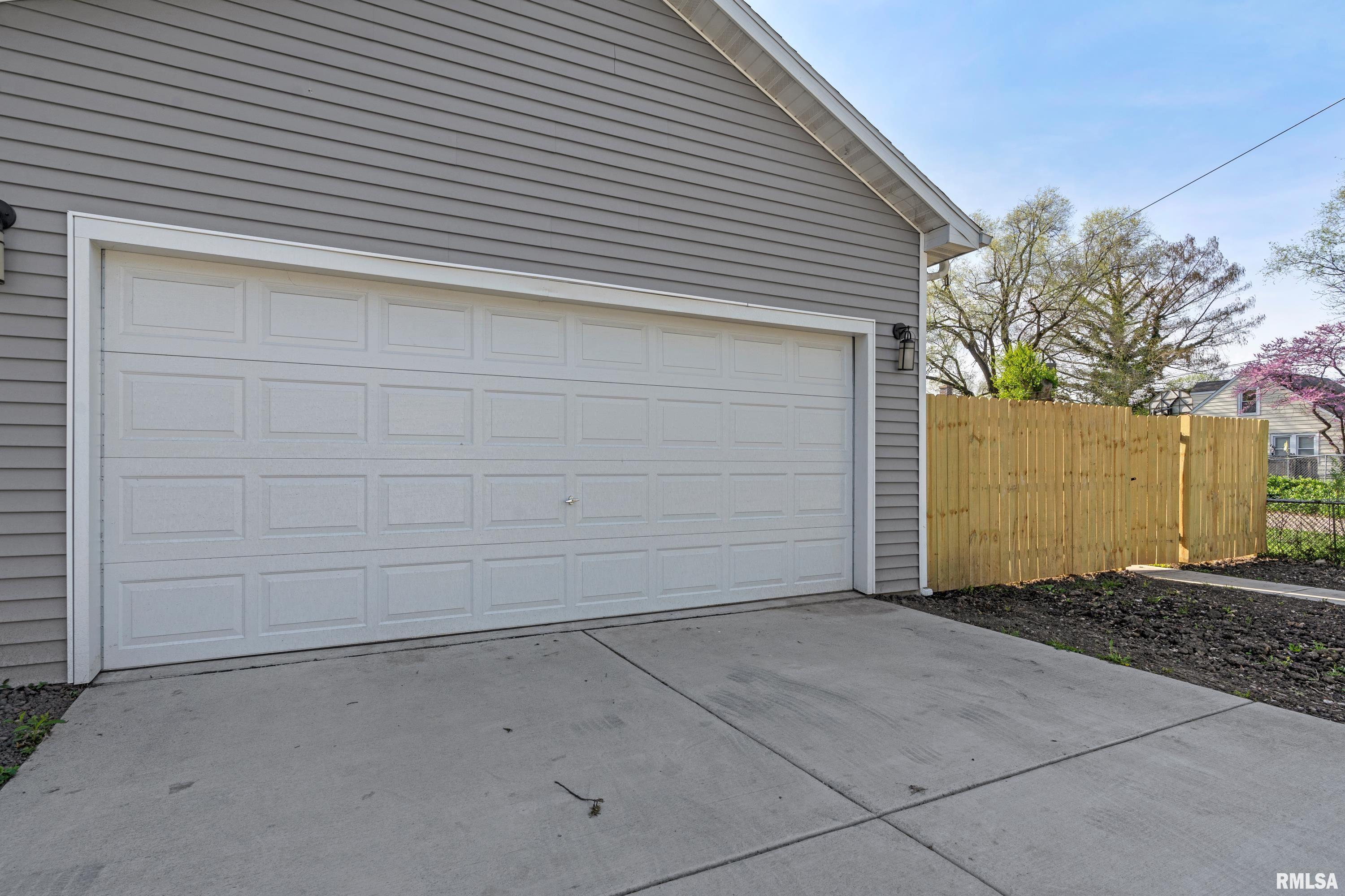 2420 South 5th Street Springfield, IL 62703 - Photo 25 of 26