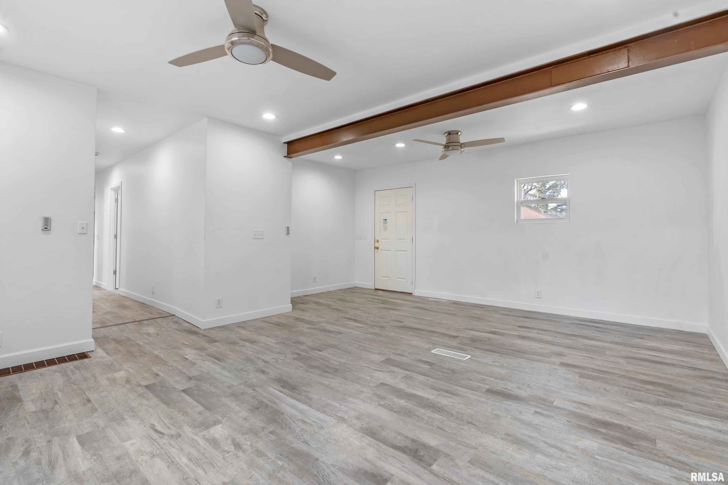 2420 South 5th Street Springfield, IL 62703 - Photo 5 of 26