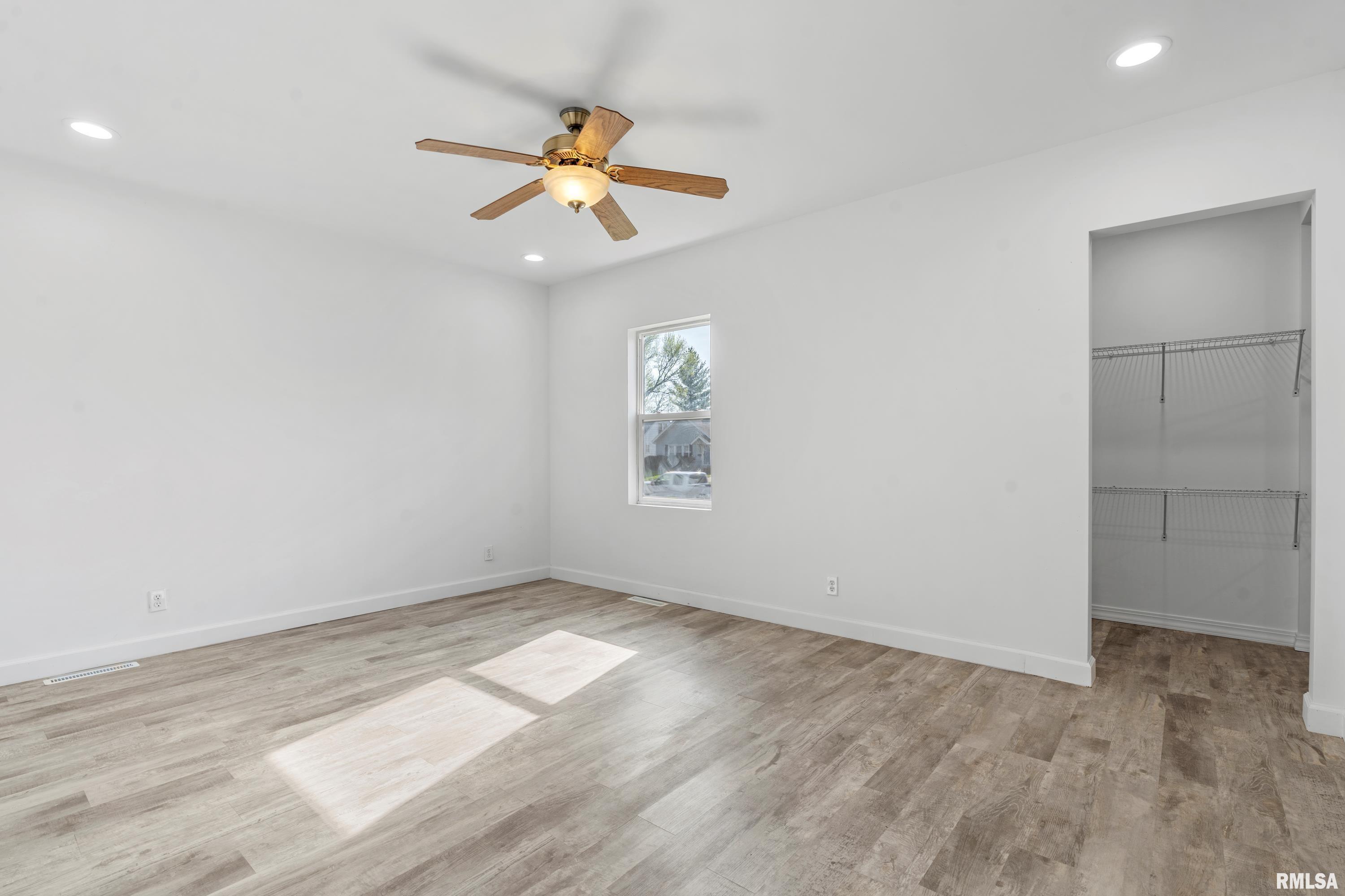 2420 South 5th Street Springfield, IL 62703 - Photo 7 of 26