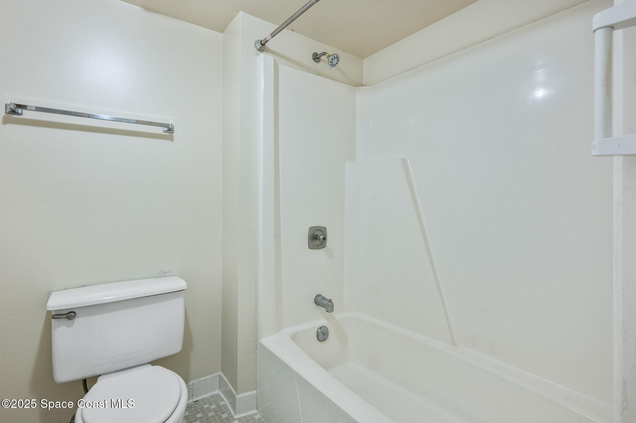 315 Tangle Run Boulevard, Unit 1016 Melbourne, FL 32940 - Photo 20 of 34 24-web-or-mls-DSC_2892