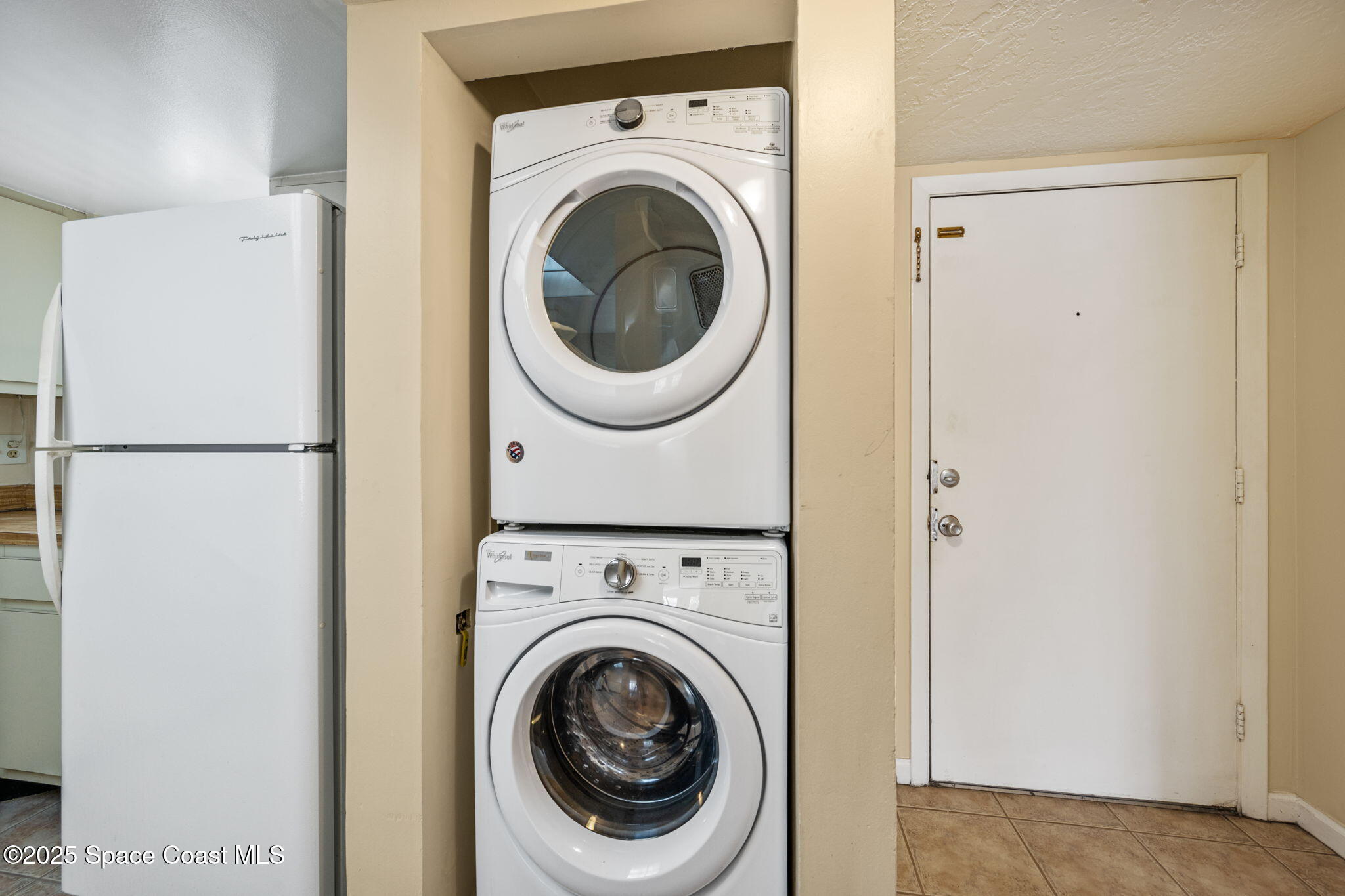 315 Tangle Run Boulevard, Unit 1016 Melbourne, FL 32940 - Photo 4 of 34 5-web-or-mls-DSC_2840