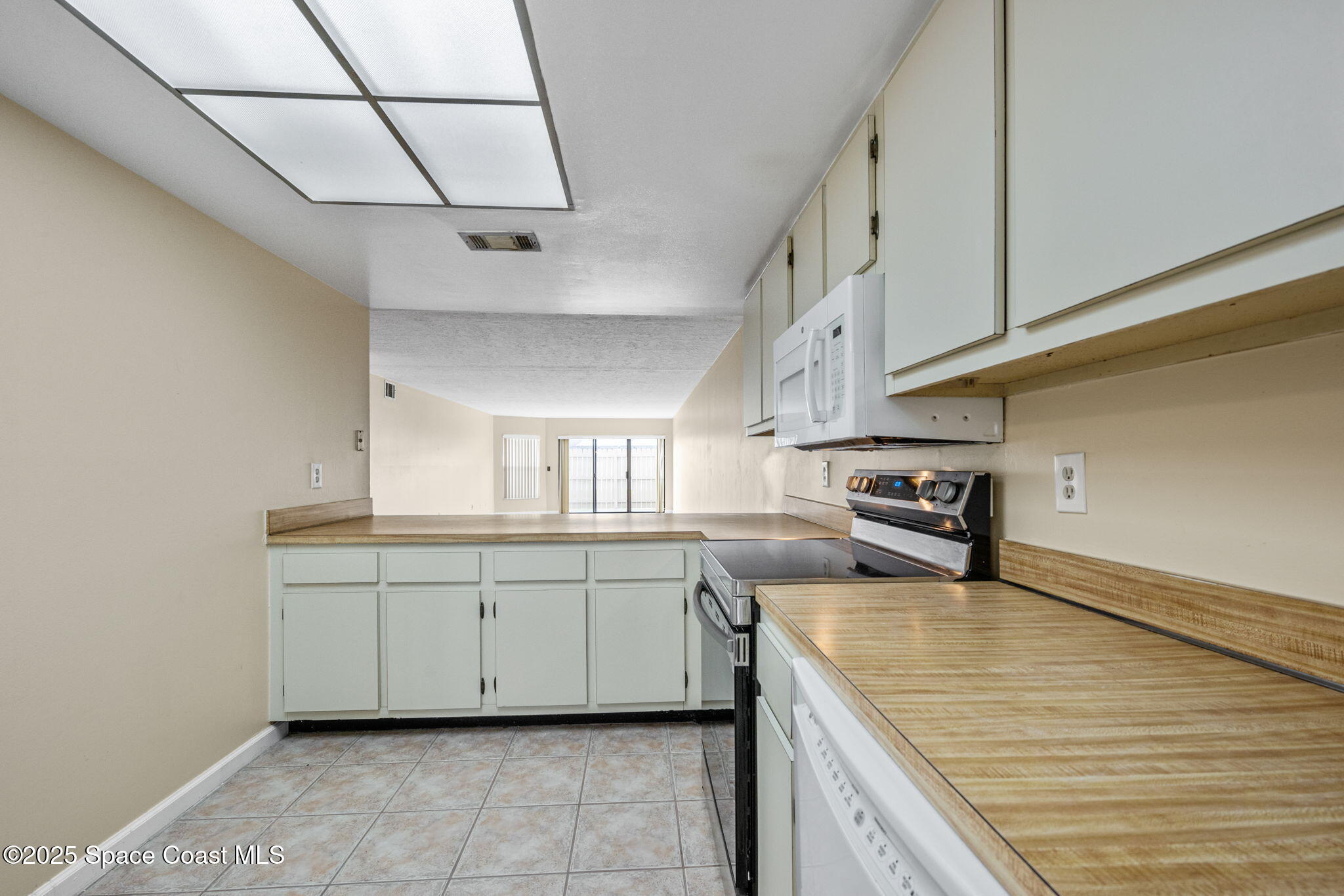 315 Tangle Run Boulevard, Unit 1016 Melbourne, FL 32940 - Photo 7 of 34 8-web-or-mls-DSC_2849