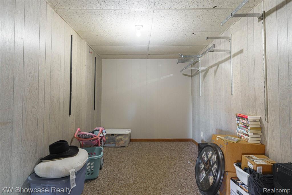 6575 Ridgewood Road Clarkston, MI 48346 - Photo 47 of 58