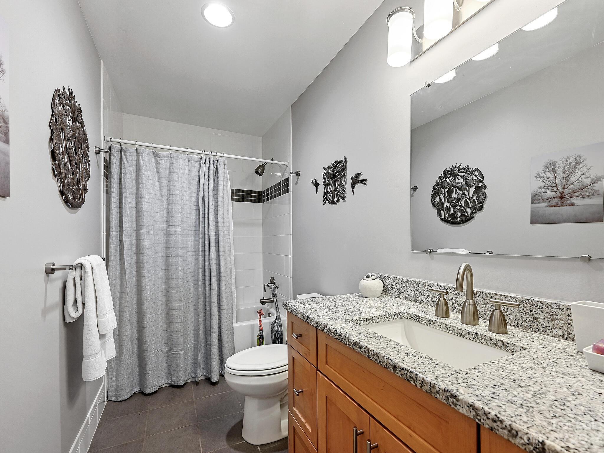 169 Hollywood Road Fairview, NC 28730 - Photo 17 of 44 Gallery Image 17