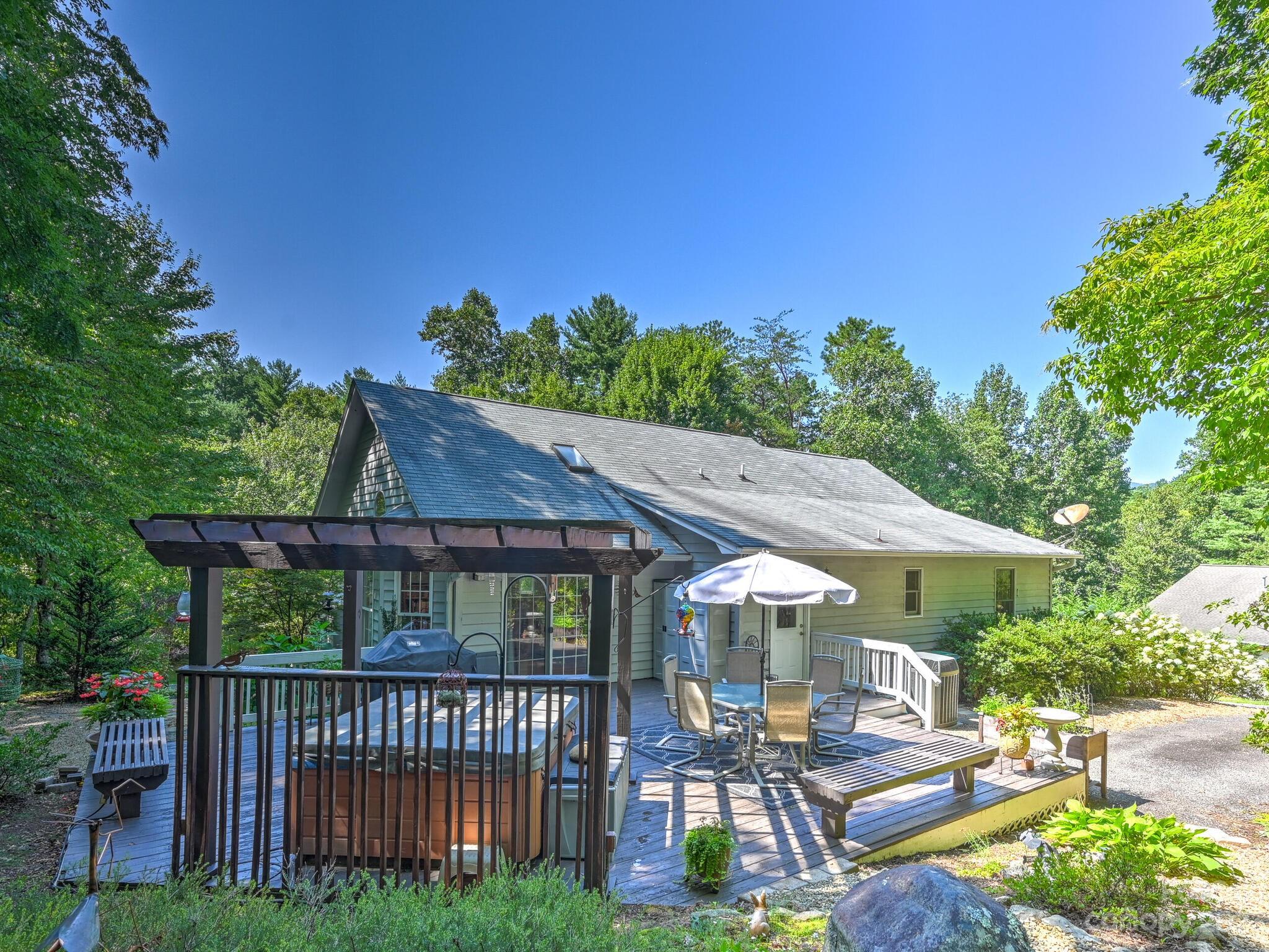 169 Hollywood Road Fairview, NC 28730 - Photo 38 of 44 Gallery Image 38