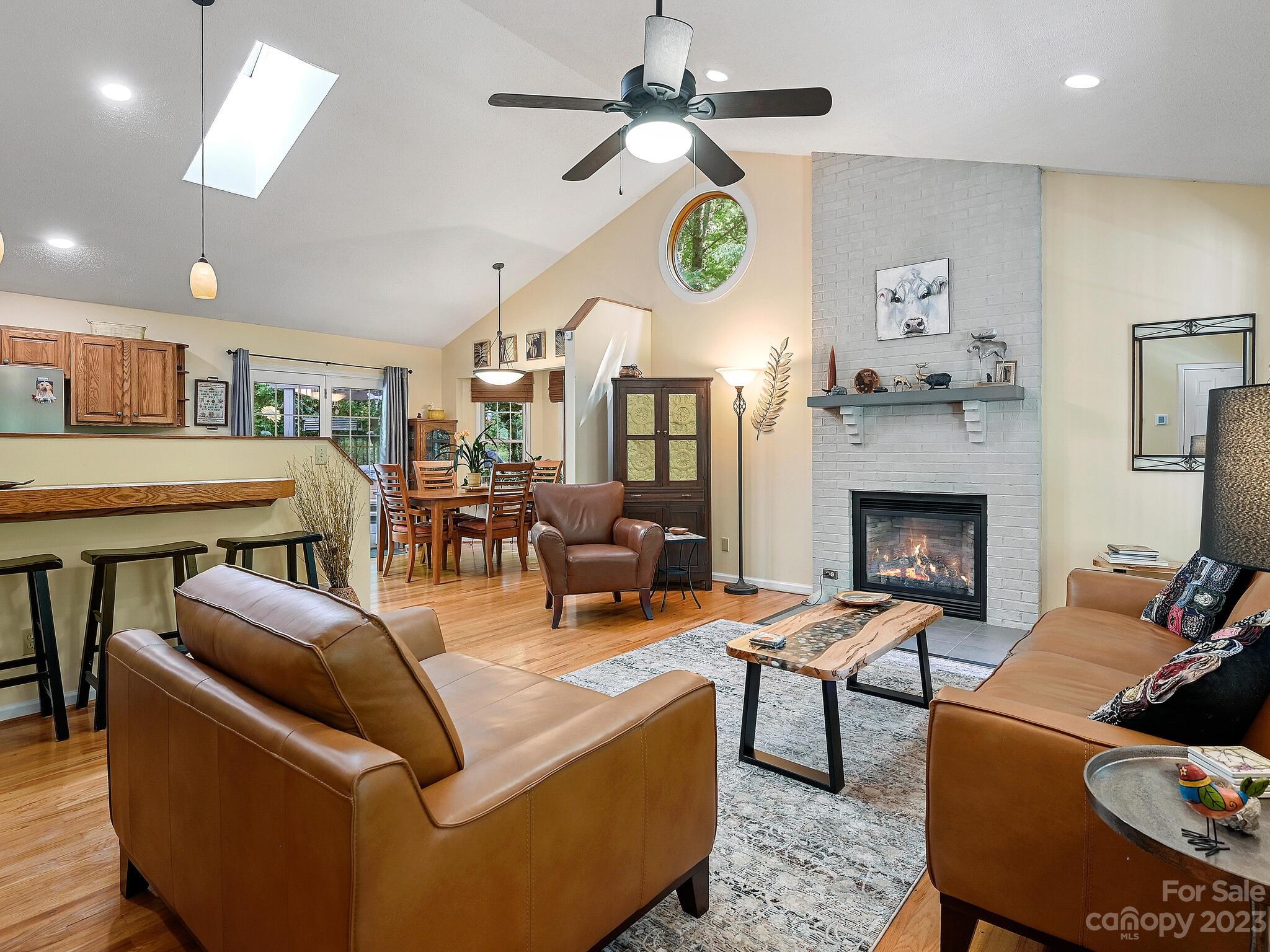 169 Hollywood Road Fairview, NC 28730 - Photo 9 of 44 Gallery Image 9