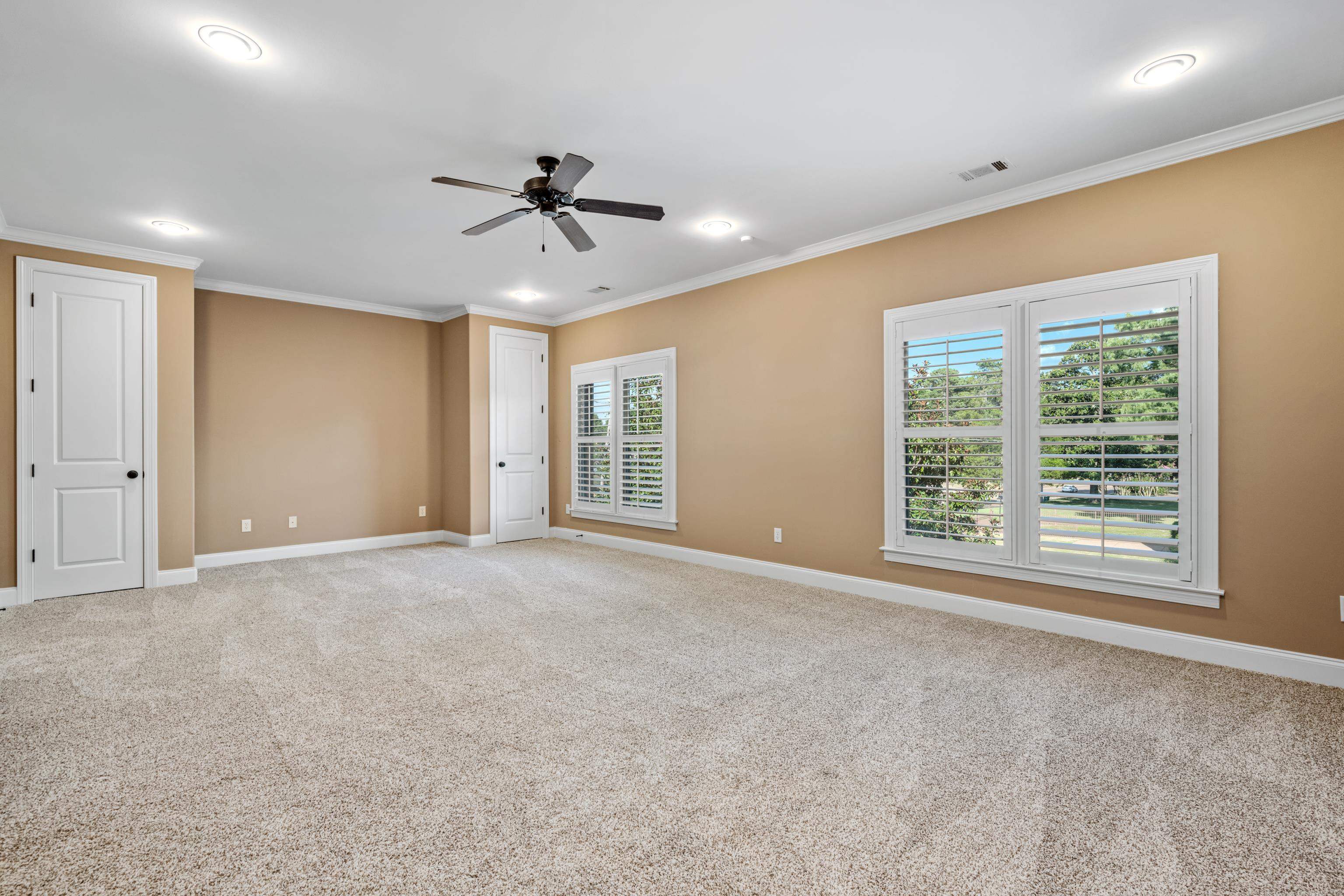 2840 Rue Jordan Cove Germantown, TN 38138 - Photo 31 of 40 a view of an empty room with a window