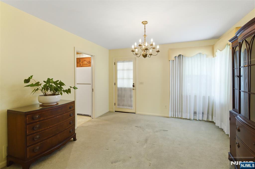 169 Hamilton Road Teaneck, NJ 07666 - Photo 11 of 27