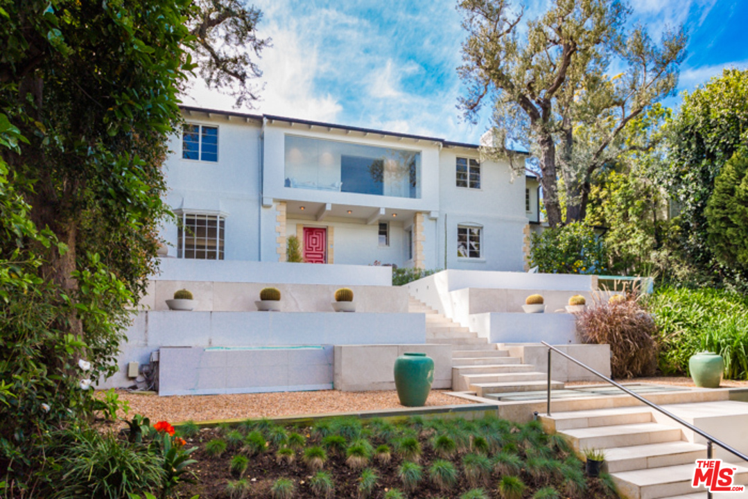 1323 Club View Drive Los Angeles, CA 90024 - Photo 1 of 25