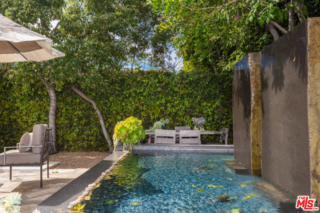 1323 Club View Drive Los Angeles, CA 90024 - Photo 22 of 25