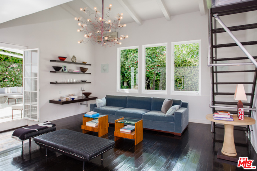 1323 Club View Drive Los Angeles, CA 90024 - Photo 4 of 25