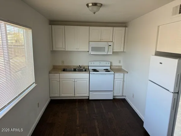 $895 | 1319 West Vogel Avenue, Unit 3, Phoenix, AZ 85021