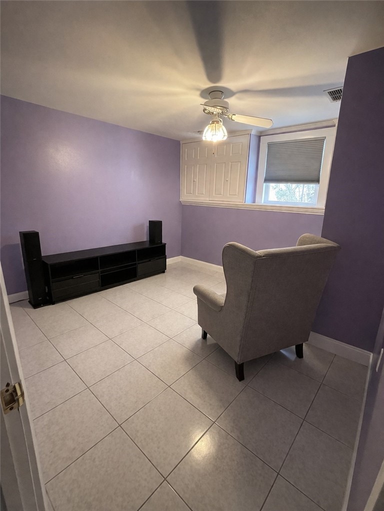 1007 Fish Hill Road Coventry, RI 02816 - Photo 4 of 7