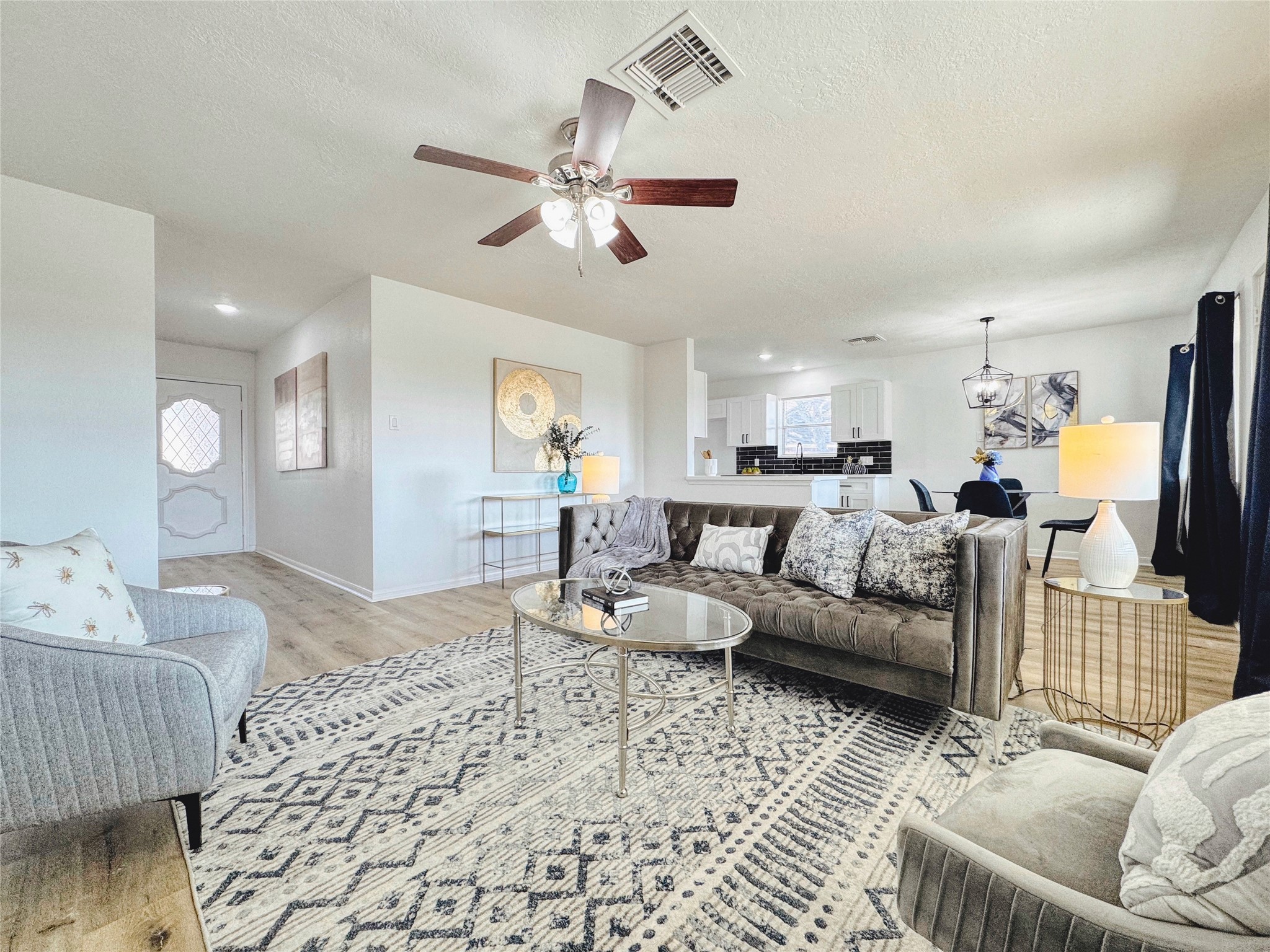 3739 Moonlite Drive Pasadena, TX 77505 - Photo 7 of 32 a living room with furniture and a couch