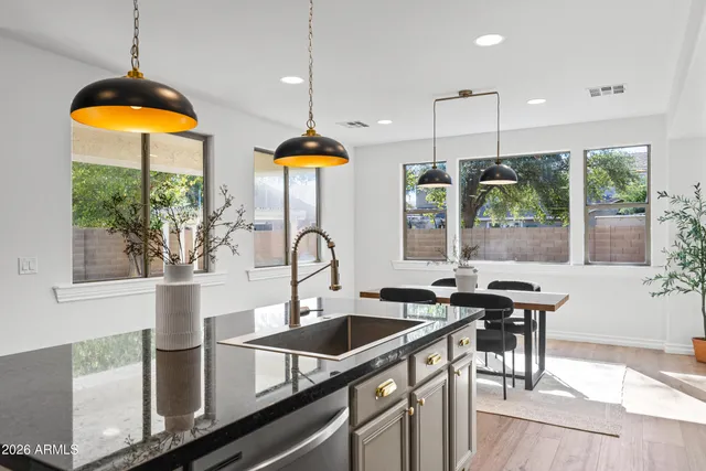 $729,900 | 3845 East Yeager Drive, Gilbert, AZ 85295