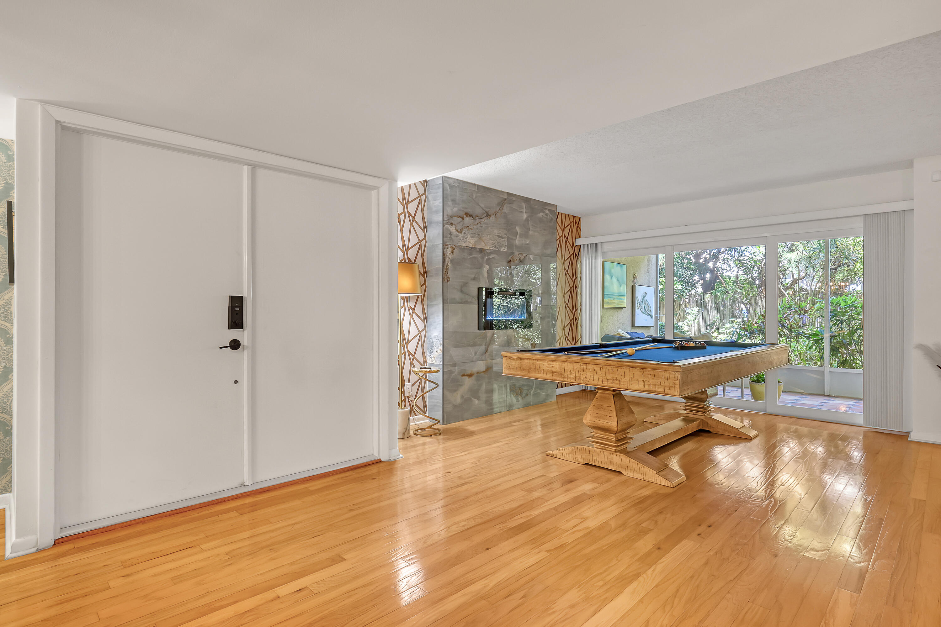 1100 Surf Road, Unit 104 West Palm Beach, FL 33404 - Photo 15 of 49 open living area