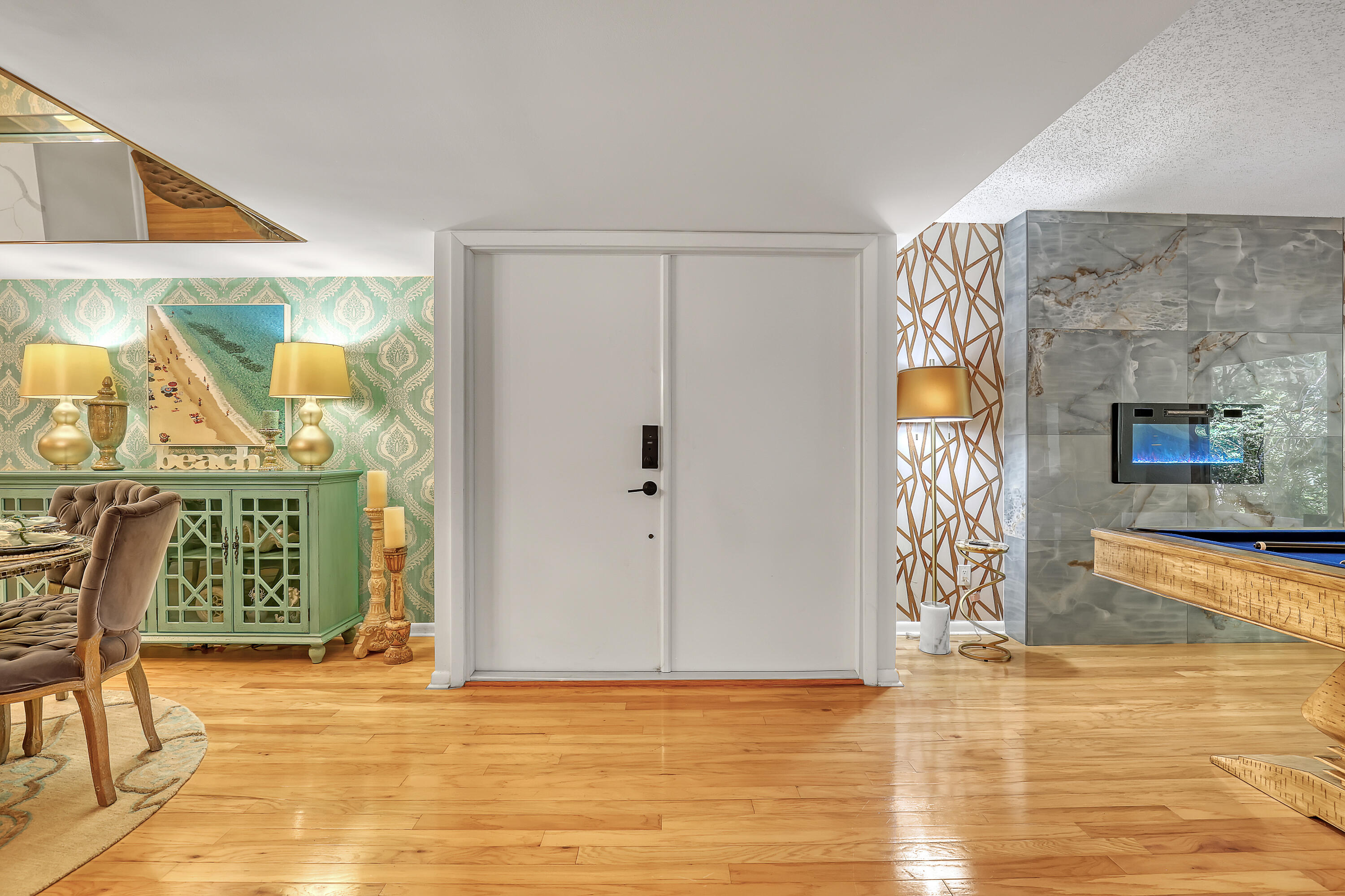 1100 Surf Road, Unit 104 West Palm Beach, FL 33404 - Photo 16 of 49 Entrance door