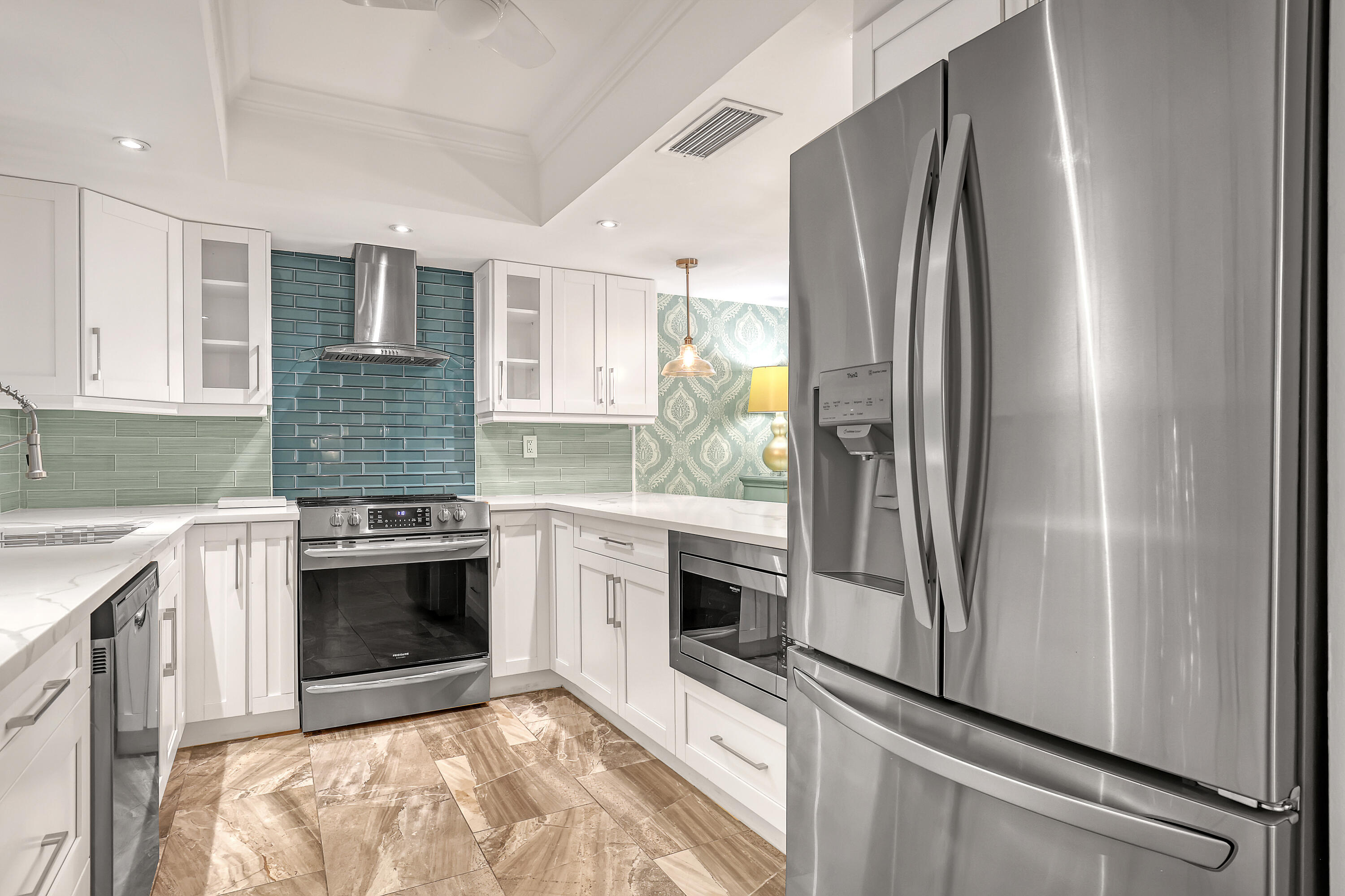 1100 Surf Road, Unit 104 West Palm Beach, FL 33404 - Photo 5 of 49 kitchen