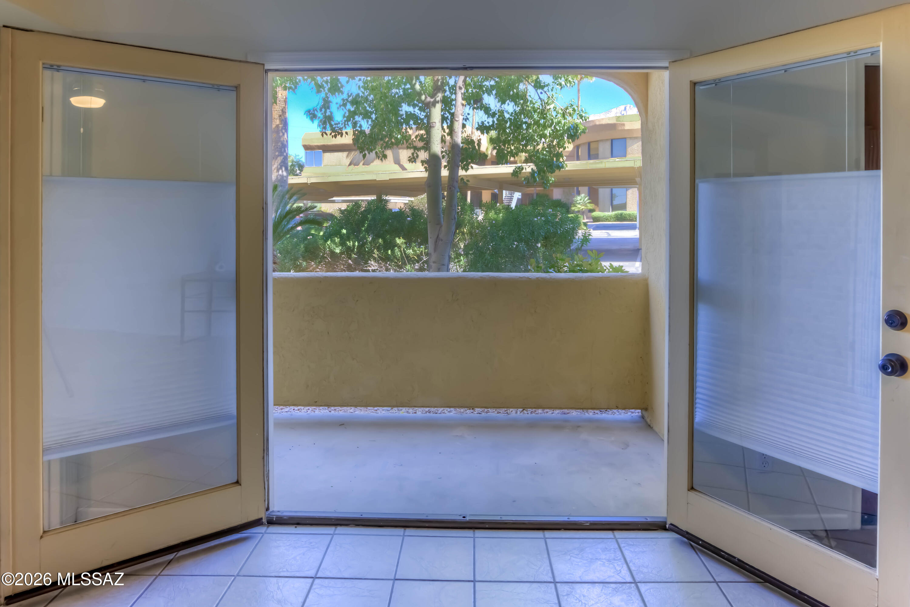 5500 North Valley View Road, Unit 123 Tucson, AZ 85718 - Photo 29 of 36 a view of room with window