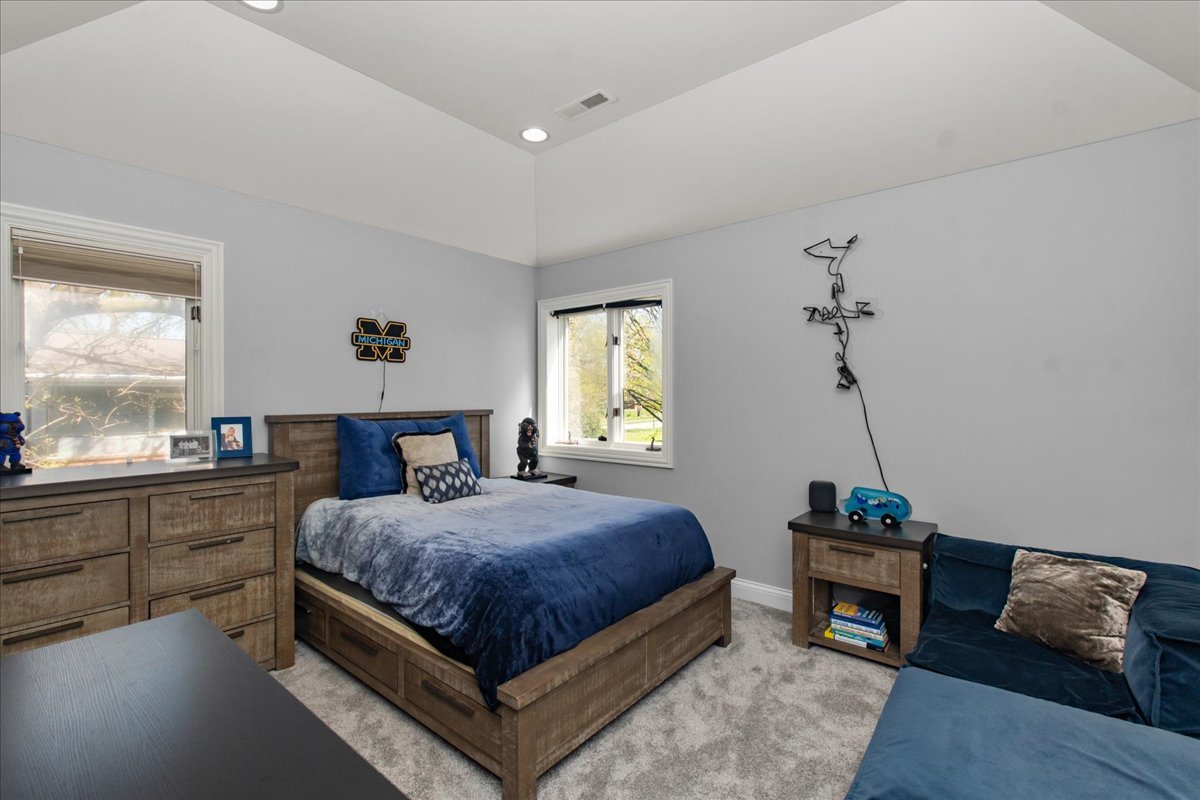 1610 Montgomery Road Deerfield, IL 60015 - Photo 17 of 35 Gallery Image 17