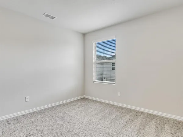 $3,100 | 2612 Gateway Avenue, Corinth, TX 76210
