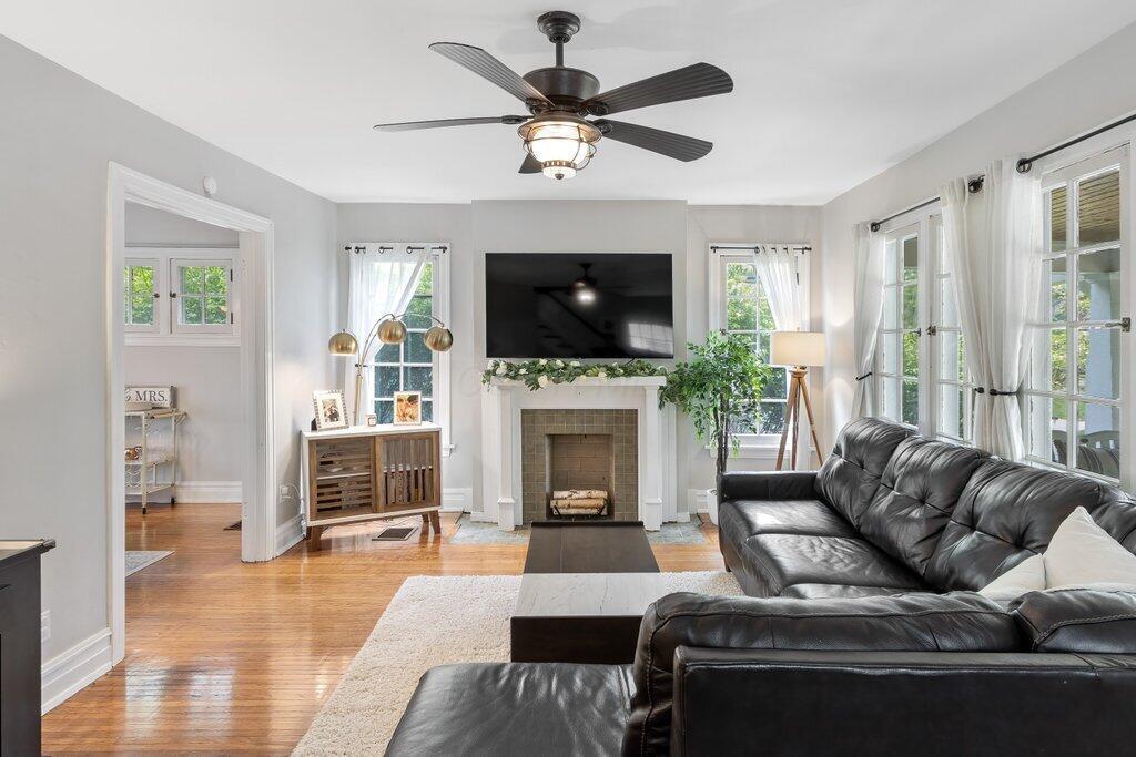389 East Tulane Road Columbus, OH 43202 - Photo 7 of 30 389 East Tulane Road-7.jpg-SMALL