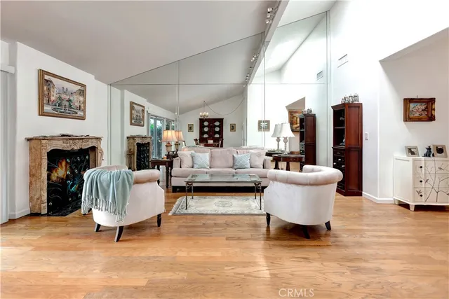 $7,100 | 432 Onda, Newport Beach, CA 92660