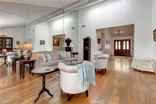 $7,100 | 432 Onda, Newport Beach, CA 92660